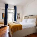 Iflat Spanish Steps Elegant & Spacious