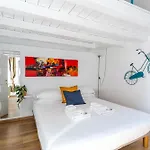Iflat Spanish Steps Elegant & Spacious
