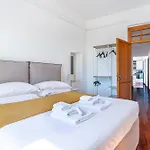 Iflat Spanish Steps Elegant & Spacious شقة