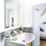 Iflat Spanish Steps Elegant & Spacious شقة روما