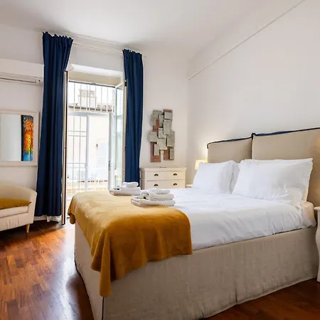 Iflat Spanish Steps Elegant & Spacious