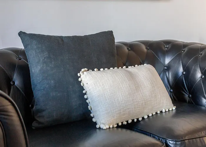 Iflat Spanish Steps Elegant & Spacious شقة روما