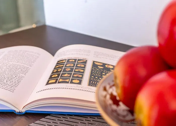 Iflat Spanish Steps Elegant & Spacious روما