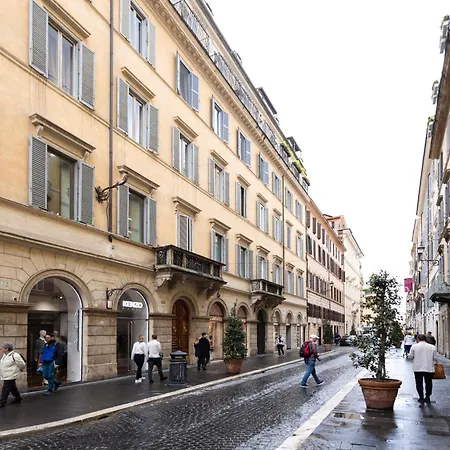 Appartamento Iflat Spanish Steps Elegant & Spacious *